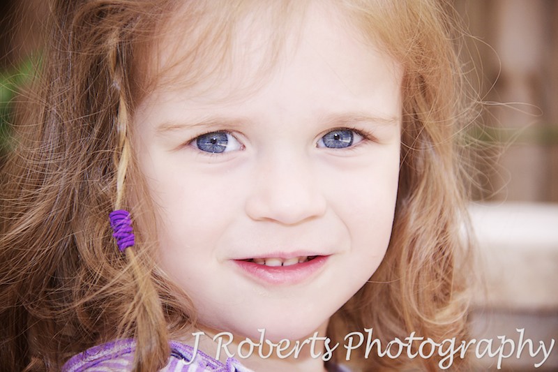 Gorgeous little girls eyes - family portrait photography sydney